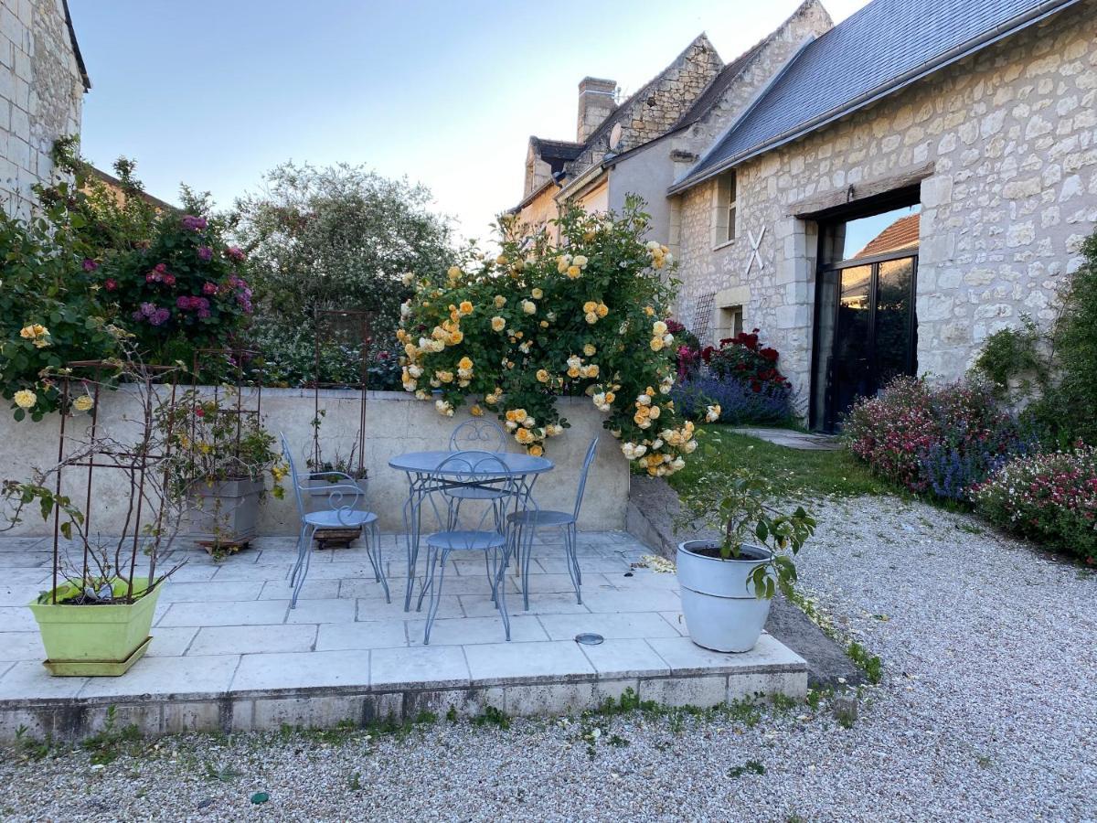 Studio Indre Climatise, La Halte De Cuze, Aux Abords De La Loire A Velo Huismes Ngoại thất bức ảnh