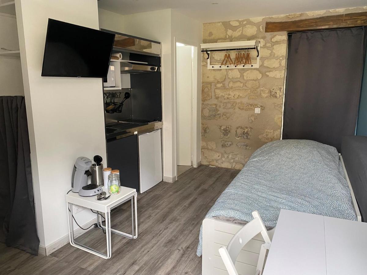 Studio Indre Climatise, La Halte De Cuze, Aux Abords De La Loire A Velo Huismes Ngoại thất bức ảnh